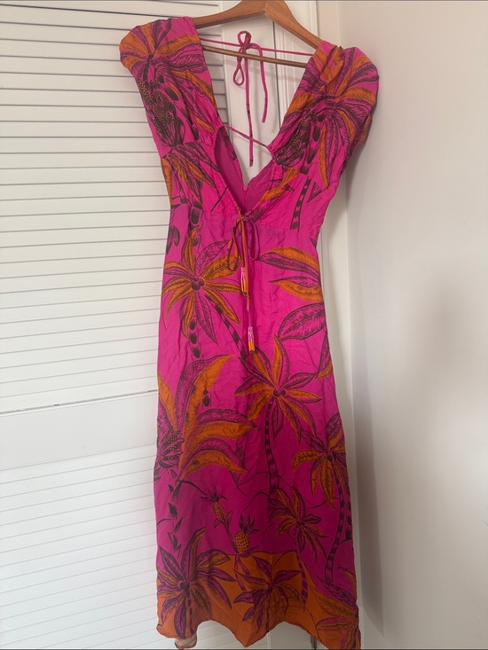 FARM Rio Dresses & Skirts - FARM Rio Pink and Orange Tropical Midi Dress